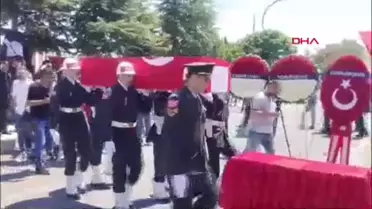 Pençe-Kilit Operasyonu'nda şehit olan Piyade Astsubay Çavuş Habip Murat Alp son yolculuğuna uğurlandı