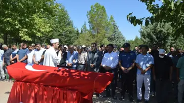 Adıyaman'da Kalp Krizi Geçiren Uzman Onbaşı Ersan Tatar'ın Cenazesi Toprağa Verildi