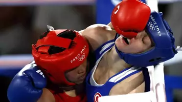 Buse Naz Çakıroğlu, Paris Olimpiyatları'nda gümüş madalya kazandı
