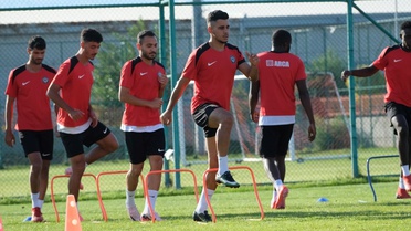 Ahlatcı Çorum FK, Central Hospital Ümraniyespor maçının hazırlıklarını sürdürdü