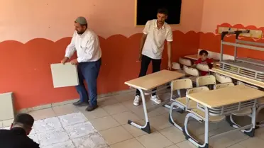 Narlı İlk ve Ortaokulu'nda İmece Usulü Tadilat Çalışması