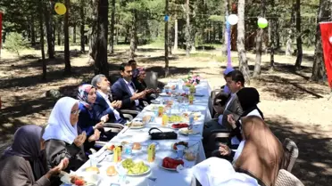 Erzincan'da Nesiller Sevgiyle Buluşuyor Torunum Olur musun? Projesi Etkinliği