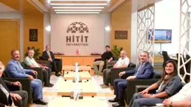 Çorum Kent Konseyi Başkanı ve Yürütme Kurulu Üyeleri Hitit Üniversitesi'ni ziyaret etti