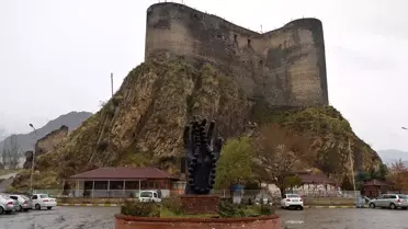Urartu dönemine ait Oltu Kalesi turizme kazandırılacak