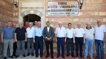Edirne Valisi Yunus Sezer Edirne Kültür Yardımlaşma ve Dayanışma Derneğini Ziyaret Etti
