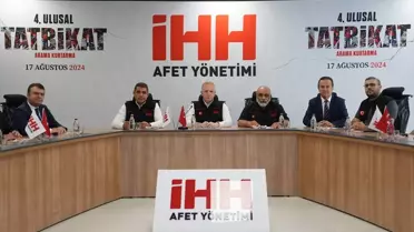İHH, Marmara Depremi'nin 25. yıl dönümünde arama kurtarma tatbikatı gerçekleştirdi