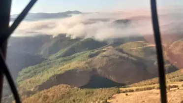 Manisa'da devam eden yangın söndürme çalışmaları