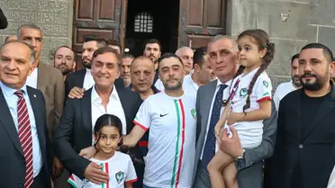 TFF Başkanı Hacıosmanoğlu, Amedspor maçını izlemek için Diyarbakır'a geldi