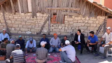 Aslanapa'da çıkan yangında 14 büyükbaş hayvan telef oldu