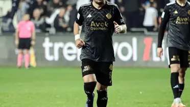 Altay'ın tecrübeli sol bek oyuncusu Özgür Özkaya, 2. Lig'de 7. sezonuna başlıyor
