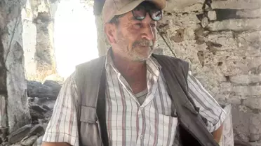 Manisa'da çıkan orman yangınında evleri yanan çiftçi dehşet anlarını anlattı
