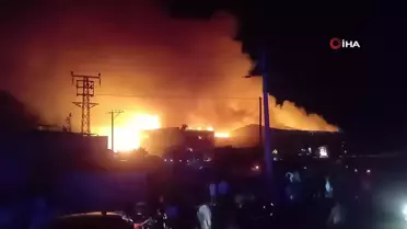 Manisa'da korkutan depo yangını