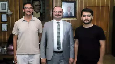 Atatürk Üniversitesi Tıp Fakültesi Öğrencileri, Akıllı İlaç Takip Sistemi Projesi İle Rektörü Ziyaret Etti