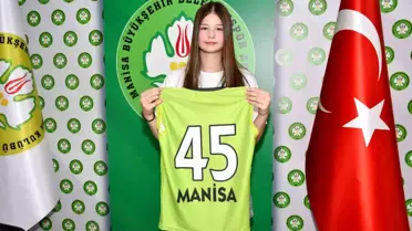 Manisa Büyükşehir Belediyespor Kadın Voleybol Takımı Transferlerle Kadrosunu Güçlendiriyor