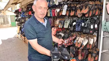 Karadeniz Bölgesi'nde Fındık Hasadında Kara Lastik Ayakkabılar Tercih Ediliyor