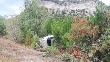 Kastamonu'da Otomobil Devrildi, 2 Kişi Yaralandı