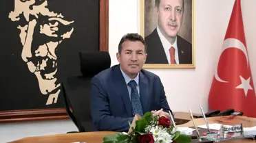 Devrek Belediye Başkanı 30 Ağustos Zafer Bayramı'nı kutladı