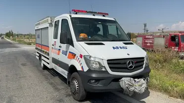 Afyonkarahisar'ın Bolvadin ilçesinde kamyonet şarampole devrildi: 1 ölü, 2 yaralı