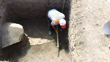 Tekirdağ'da 5 bin yıllık antik tiyatro kazıları devam ediyor