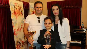 9 Yaşındaki Yusufhan Çakır, Uluslararası Piyano Yarışmasında Birinci Oldu