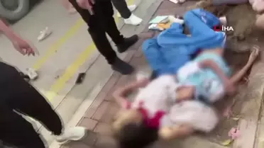 Çin'de Okul Servisi Kalabalığa Daldı: 11 Ölü, 12 Yaralı