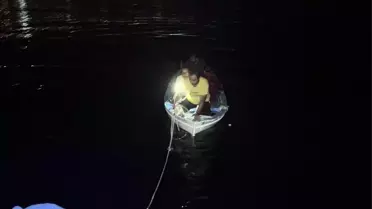 Yalova'da Motor Arızası Nedeniyle Mahsur Kalan Balıkçılar Kurtarıldı