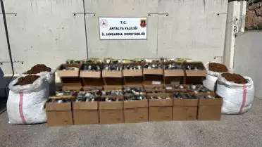 Antalya'da Kaçak Tütün Operasyonu: 1045 Kilogram Ele Geçirildi