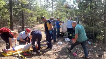 Karaman'da Trafik Kazası: Hafif Ticari Araç Devrildi, 5 Yaralı