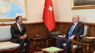 Milli Savunma Bakanı Güler Kuveyt Büyükelçisi Alenzi'yi Kabul Etti