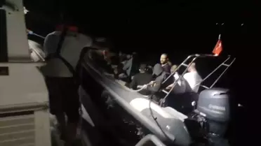 Kuşadası'nda 17 Düzensiz Göçmen Kurtarıldı