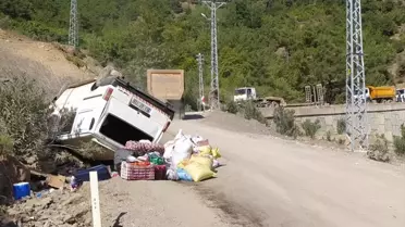 Kozan'da Minibüs Devrildi: 6 Yaralı