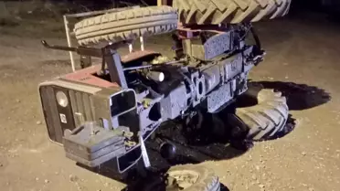 Sungurlu'da traktör devrildi: 2 yaralı