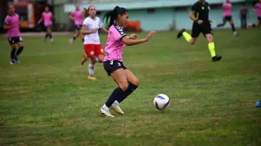 Ünye Kadın Spor 3-0 Bornova'yı Geçti