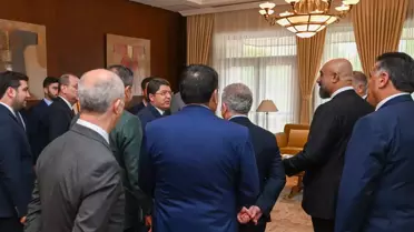 Bakan Tunç, Kazakistan'da Türk İş İnsanlarıyla Bir Araya Geldi