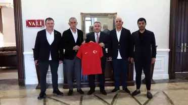 TFF Başkanı Hacıosmanoğlu İzmir'de