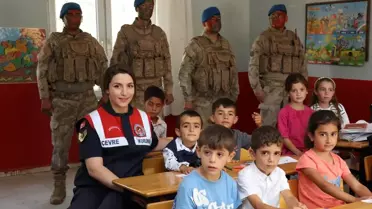 Jandarma'dan Öğrencilere Ziyaret