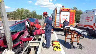 Susurluk'ta Tek Taraflı Kaza: 3 Yaralı