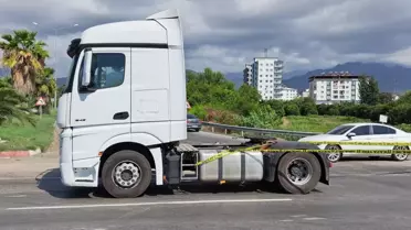 TIR'ın Çarptığı Anne ve Kızı Hayatını Kaybetti