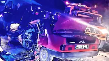 Domaniç'te Trafik Kazası: 1 Ölü, 1 Yaralı