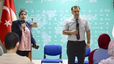 Türkiye Bursları Oryantasyon Programı Kahire'de