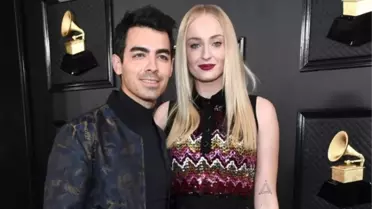 Ünlü oyuncu Sophie Turner, kocasından boşandıktan kısa süre sonra yeni ilişkisini Instagram'da duyurdu