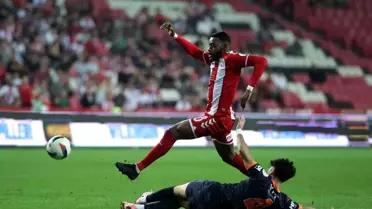 Samsunspor - Başakşehir Maçında İlk Yarı Golsüz Beraberlik