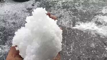 Van'da Dolu Yağışı Tarımı Vurdu