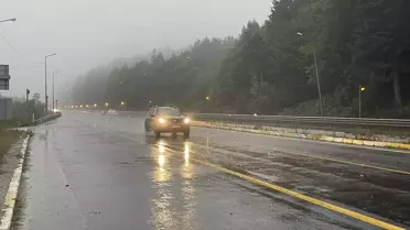 Bolu Dağı'nda Sağanak Trafiği Olumsuz Etkiledi
