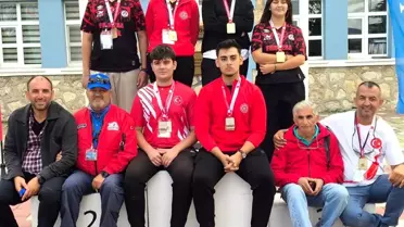 Alaşehirli Sporculara Uzay Şampiyonasında 10 Madalya