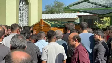 Bolu'da Traktör Kazasında Hayatını Kaybeden Emre Çiftçi Defnedildi