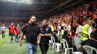 Galatasaray - PAOK Maçında Gerginlik