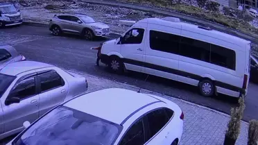 Erzurum'da Minibüs Çocuğu Ezdi