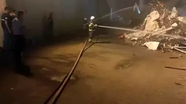 Payas'ta Hurdalıkta Yangın Söndürüldü