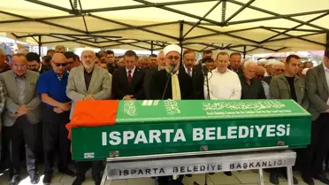Isparta Belediye Başkanı Şükrü Başdeğirmen'in Kızı Son Yolculuğuna Uğurlandı